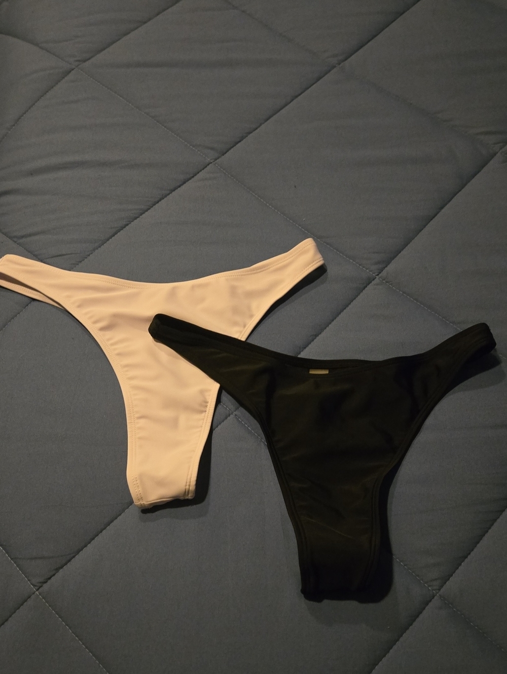 NWOT Women's High-Cut Bikini Bottoms - Black & White